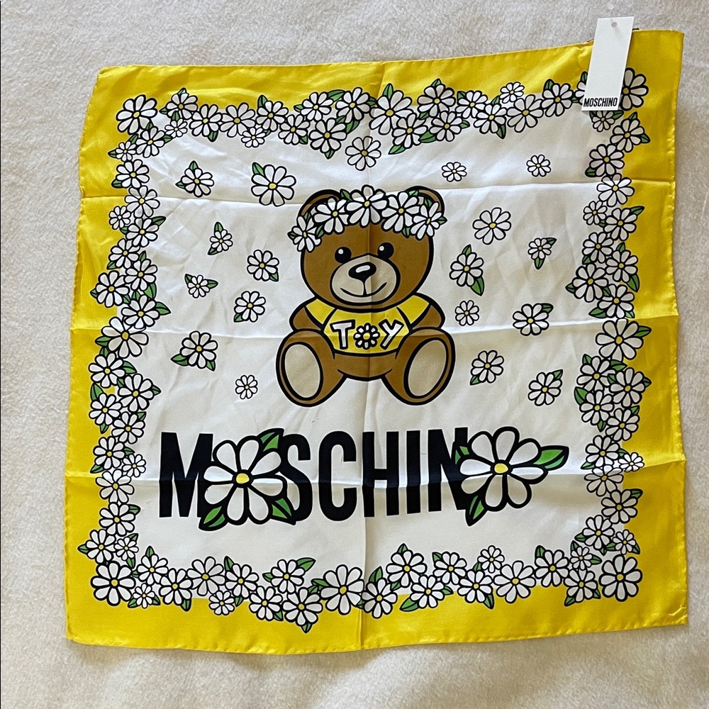 Moschino Yellow and White Floral Teddy Scarf